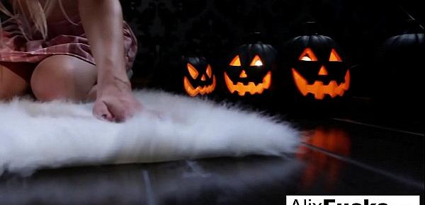  Alix Lynx has a fun Halloween solo romp with her pumpkins